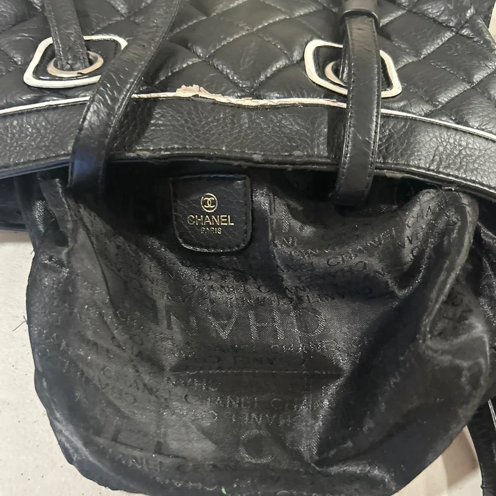 Chanel Black Quilted Purse In Fair Condition. Has Damage Please See Photos! - Picture 10 of 17